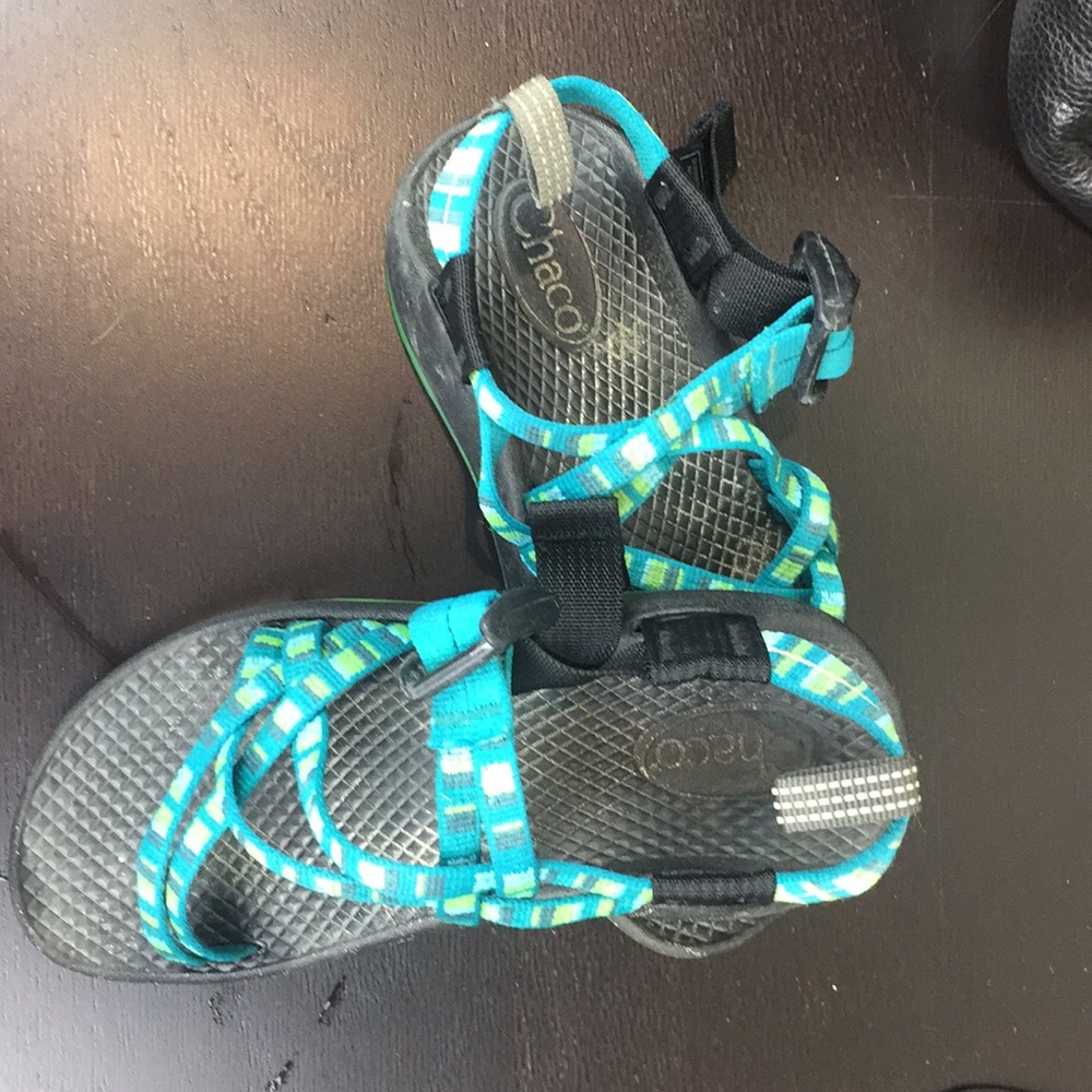 Chaco girls sandals